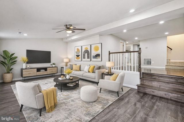 72 HILLCREST DR, Stafford, VA 22556