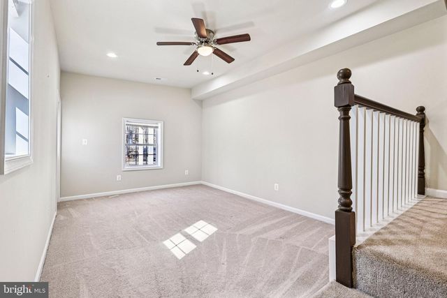 72 HILLCREST DR, Stafford, VA 22556