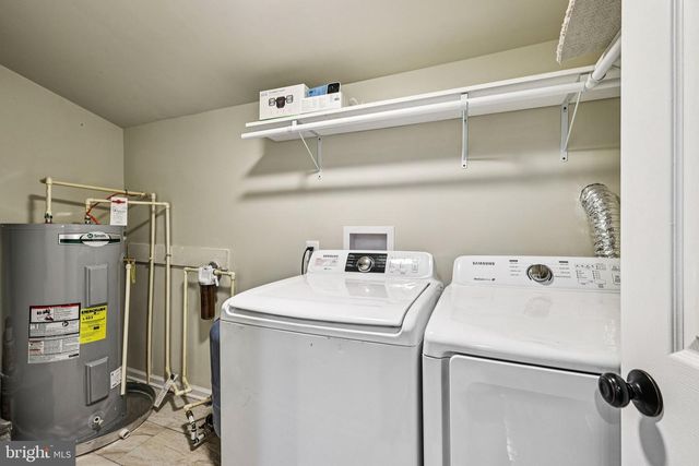 72 HILLCREST DR, Stafford, VA 22556