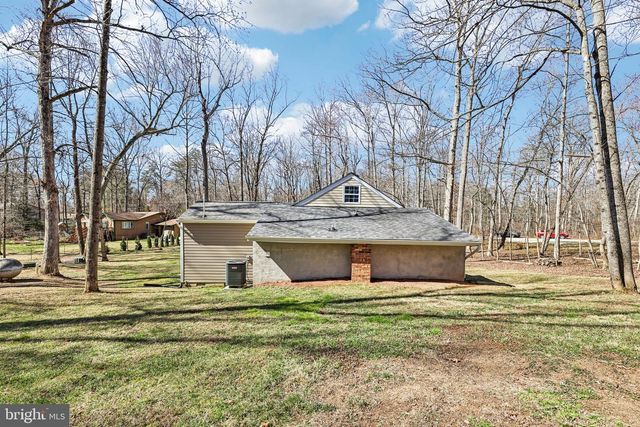 72 HILLCREST DR, Stafford, VA 22556