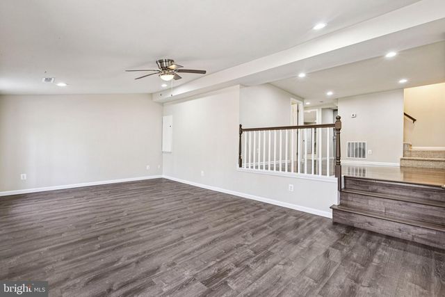 72 HILLCREST DR, Stafford, VA 22556