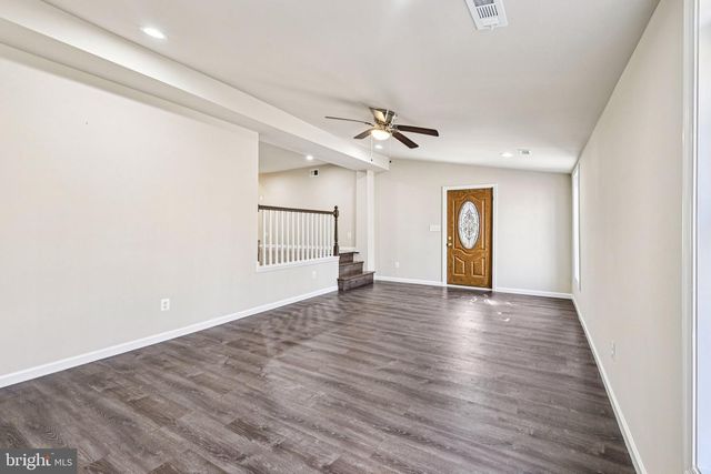 72 HILLCREST DR, Stafford, VA 22556