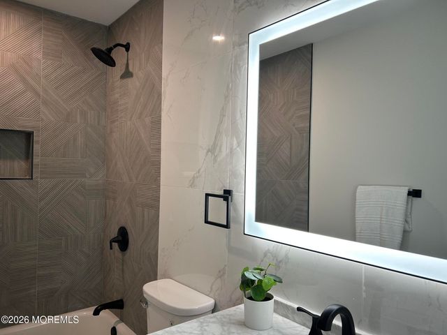 1035C Aberdeen Drive, Lakewood, NJ 08701