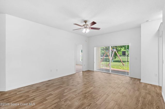 4366 Fitzroy Reef Drive, Mims, FL 32754