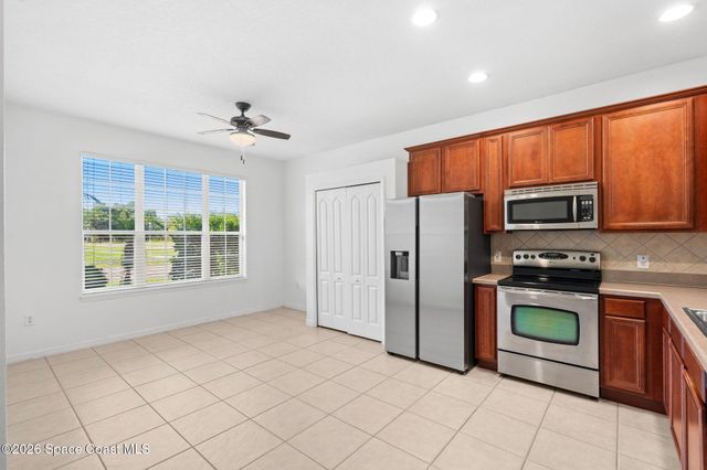 4366 Fitzroy Reef Drive, Mims, FL 32754