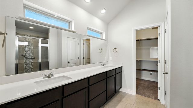 490 Nautical LOOP, Kyle, TX 78640