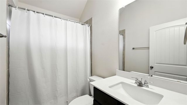 490 Nautical LOOP, Kyle, TX 78640