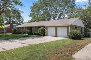 204 S Price Avenue, Harrisonville, MO 64701