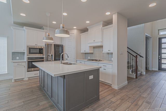 938 Quemada, San Antonio, TX 78245