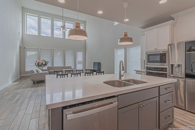 938 Quemada, San Antonio, TX 78245