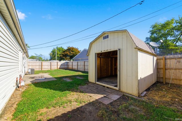 359 Center Drive, Frankfort, IN 46041