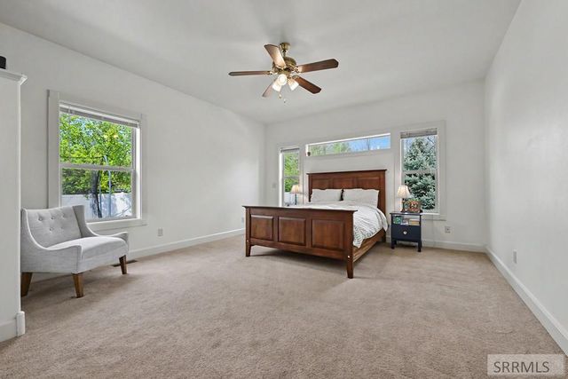 214 Whisper Cove Place, Idaho Falls, ID 83404