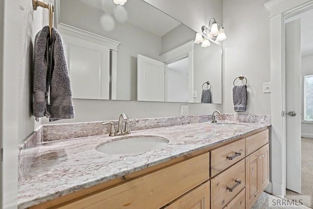 214 Whisper Cove Place, Idaho Falls, ID 83404