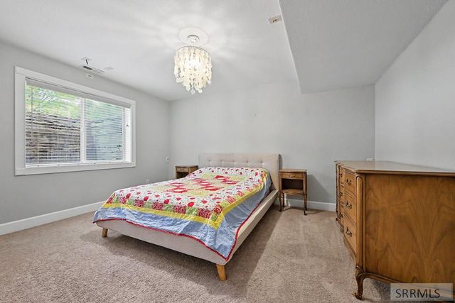 214 Whisper Cove Place, Idaho Falls, ID 83404
