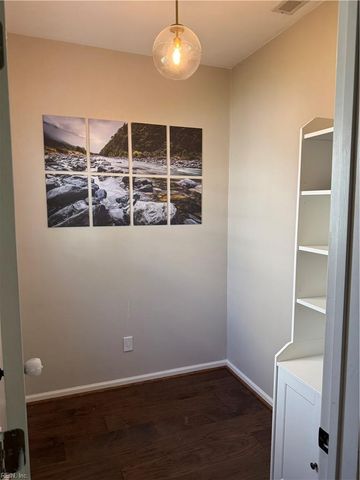920 Foxboro DR, Newport News, VA 23602