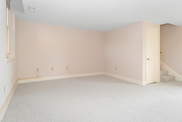 900 Vine Street 3, Chattanooga, TN 37403