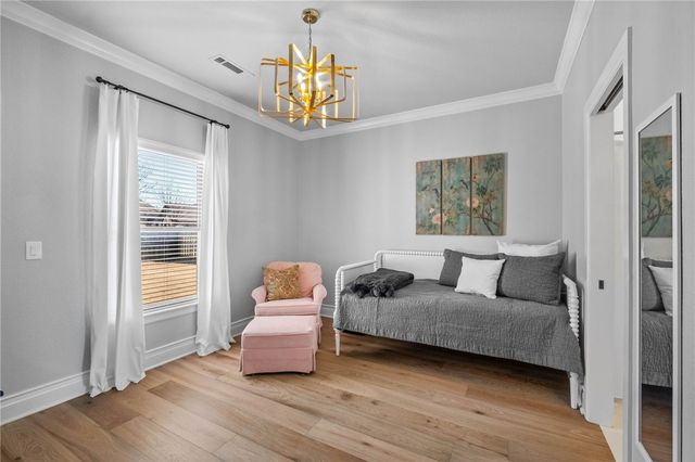 5705 S 47th Street, Rogers, AR 72758