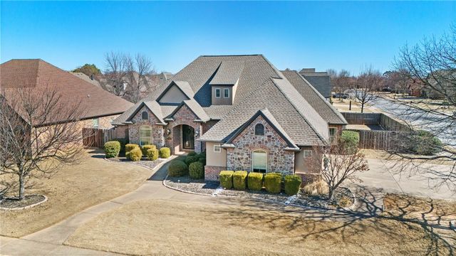 5705 S 47th Street, Rogers, AR 72758