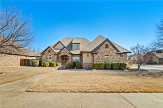 5705 S 47th Street, Rogers, AR 72758