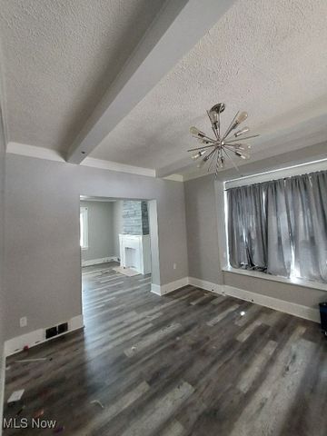 57 Wilson Avenue, Niles, OH 44446