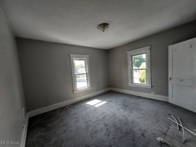 57 Wilson Avenue, Niles, OH 44446