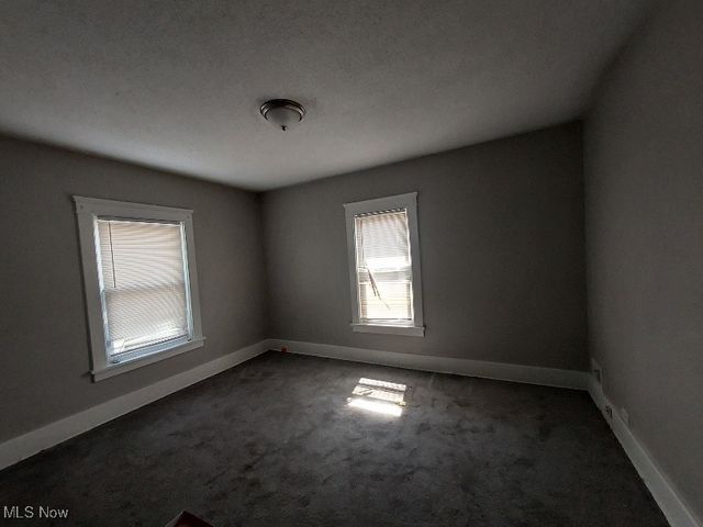 57 Wilson Avenue, Niles, OH 44446