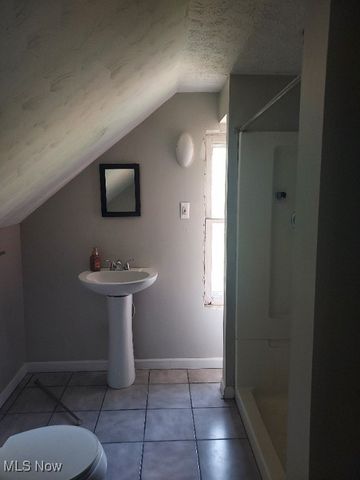 57 Wilson Avenue, Niles, OH 44446