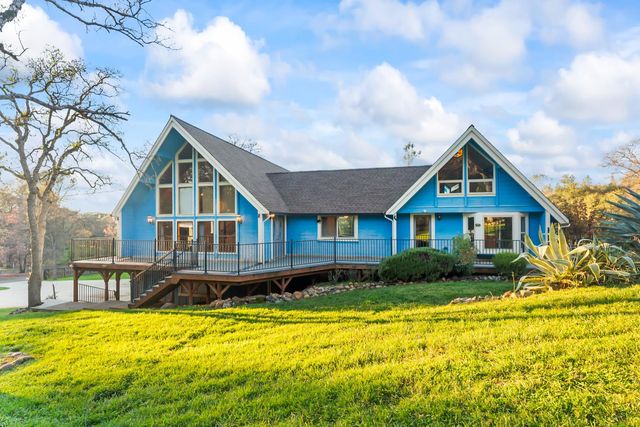 10922 E Lime Kiln Rd, Grass Valley, CA 95949