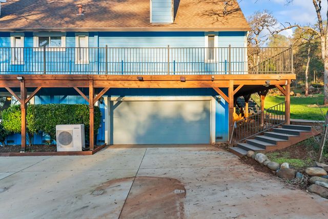 10922 E Lime Kiln Rd, Grass Valley, CA 95949