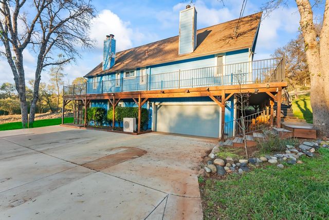 10922 E Lime Kiln Rd, Grass Valley, CA 95949