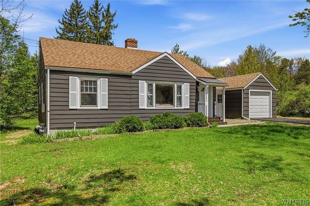 6164 Ward Road, Orchard Park, NY 14127