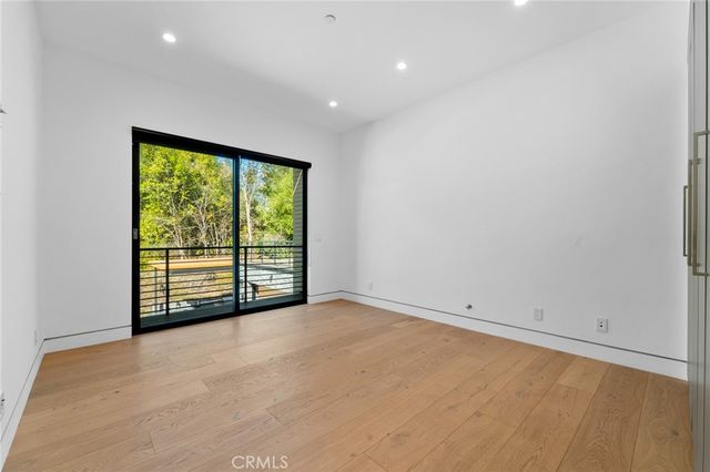 4653 Vanalden Avenue, Tarzana, CA 91356