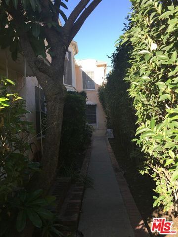 6111 Afton Place, Los Angeles, CA 90028