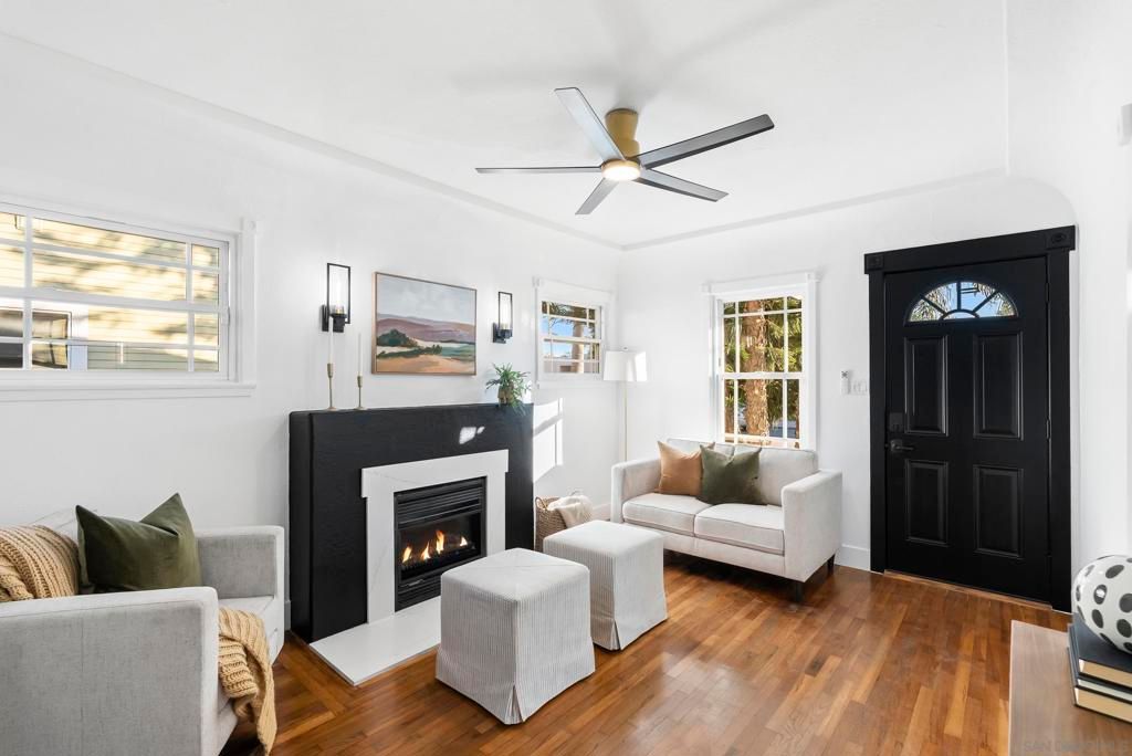 2730 Monroe Ave, San Diego, CA 92116