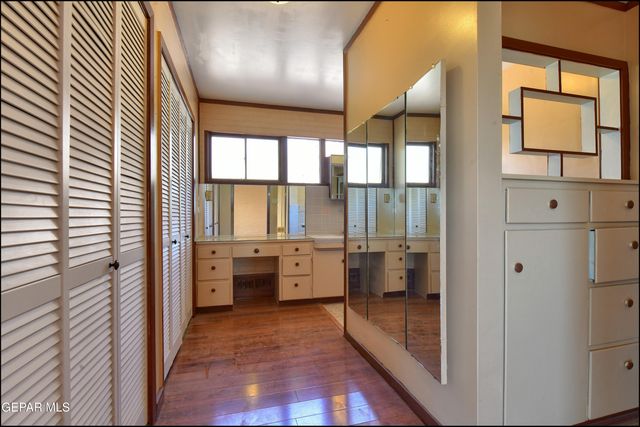 2400 SAVANNAH Avenue, El Paso, TX 79930