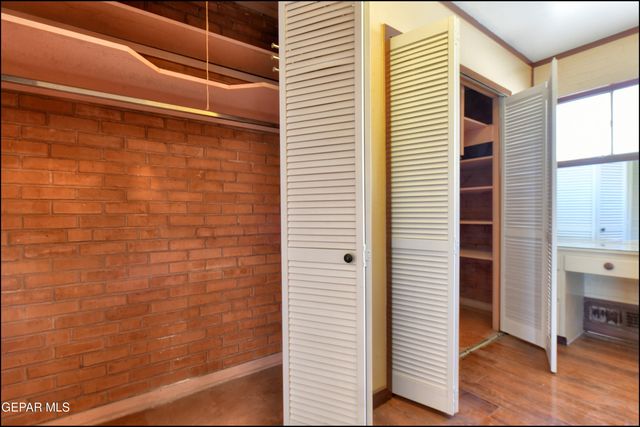 2400 SAVANNAH Avenue, El Paso, TX 79930