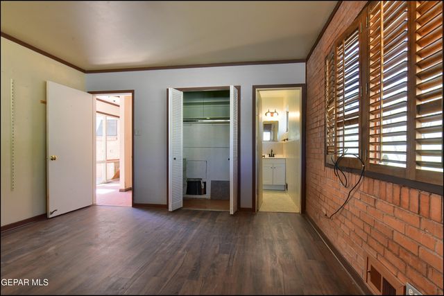 2400 SAVANNAH Avenue, El Paso, TX 79930