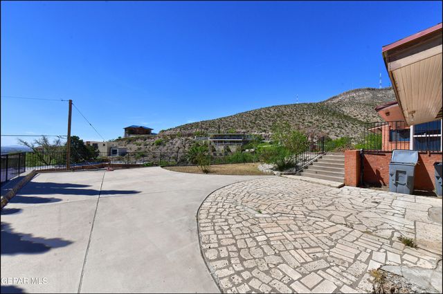 2400 SAVANNAH Avenue, El Paso, TX 79930