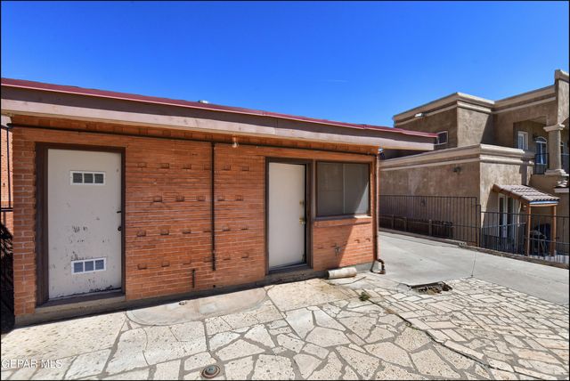 2400 SAVANNAH Avenue, El Paso, TX 79930