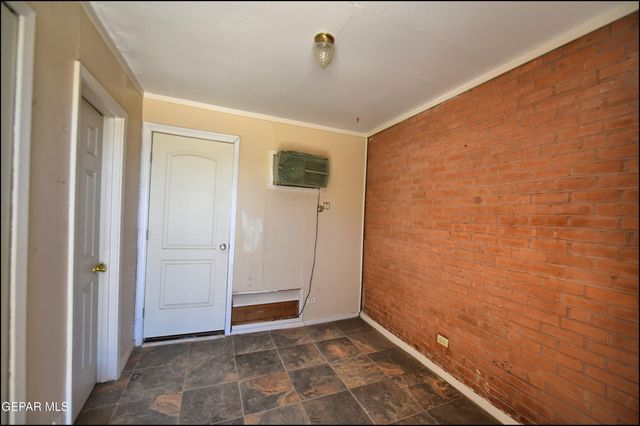 2400 SAVANNAH Avenue, El Paso, TX 79930