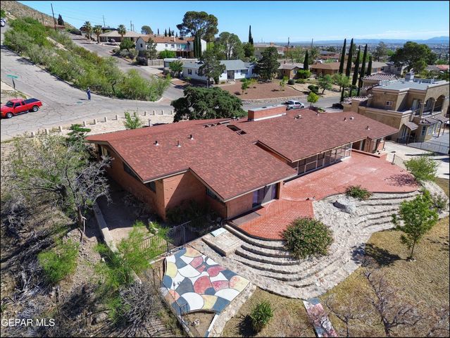 2400 SAVANNAH Avenue, El Paso, TX 79930