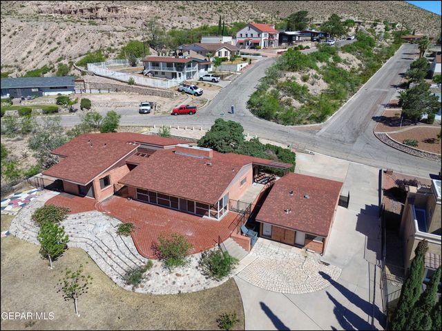 2400 SAVANNAH Avenue, El Paso, TX 79930