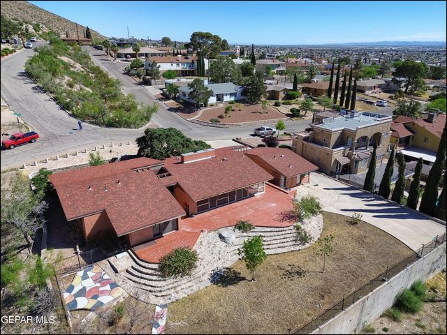 2400 SAVANNAH Avenue, El Paso, TX 79930