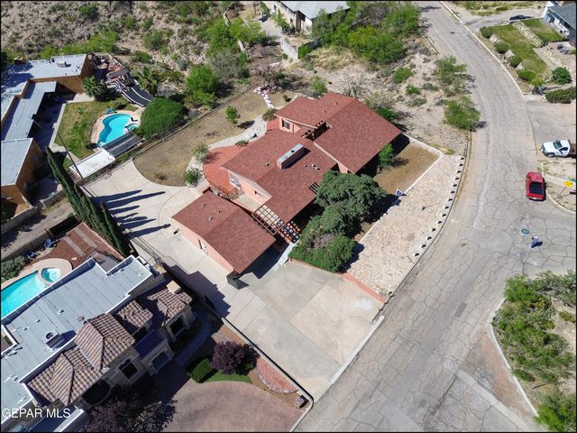 2400 SAVANNAH Avenue, El Paso, TX 79930