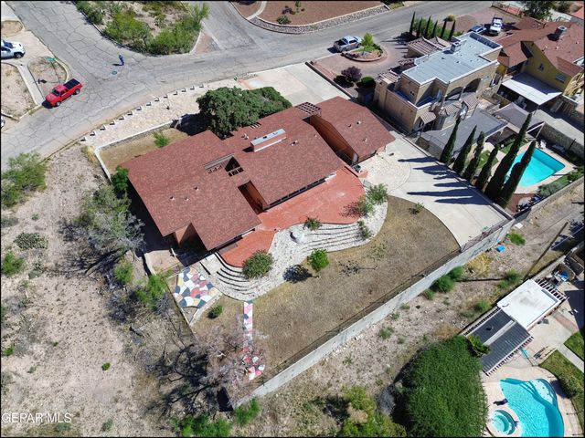 2400 SAVANNAH Avenue, El Paso, TX 79930
