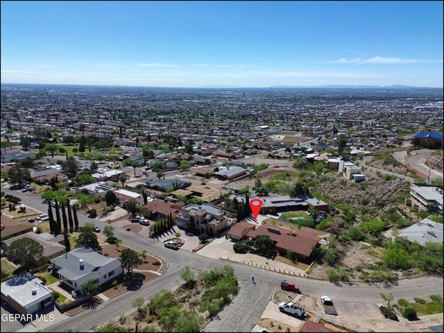 2400 SAVANNAH Avenue, El Paso, TX 79930