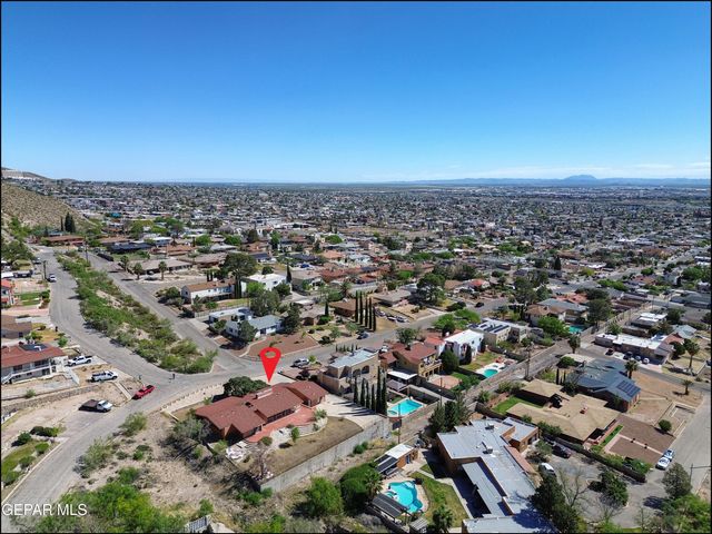 2400 SAVANNAH Avenue, El Paso, TX 79930