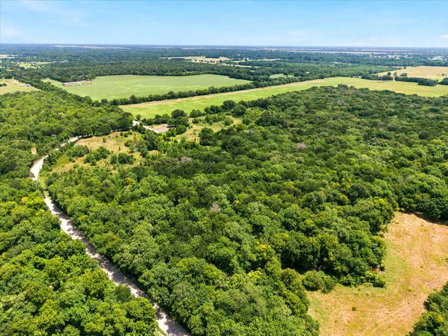 4587 County Road 4415, Wolfe City, TX 75496