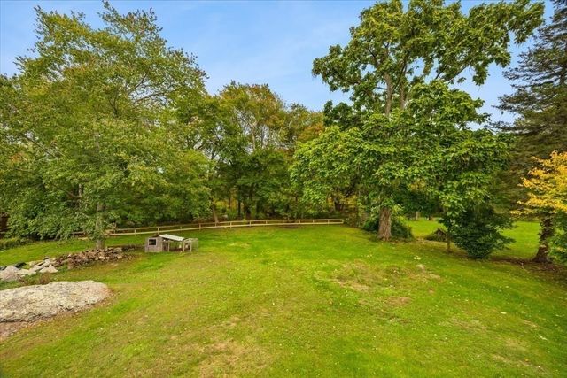 1189 Bark St, Swansea, MA 02777