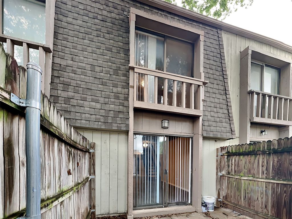 4900 El Campo Avenue 4, Fort Worth, TX 76107
